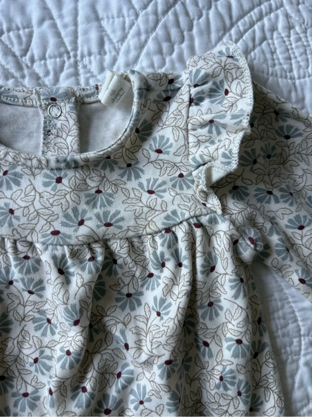 Colored Organics Floral Cream Long-Sleeve Romper 6-12M